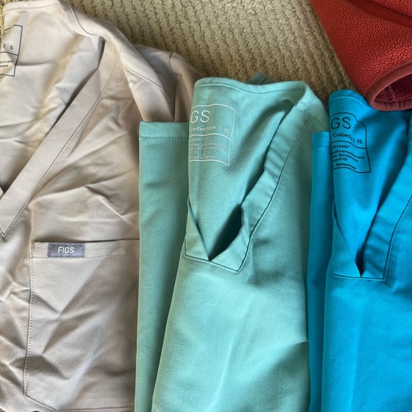 FIGS Scrub sets! - Picture 5 of 7